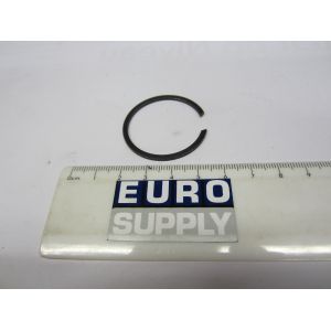 P18113 Circlip - Foot Swivel - s/master SBM0350